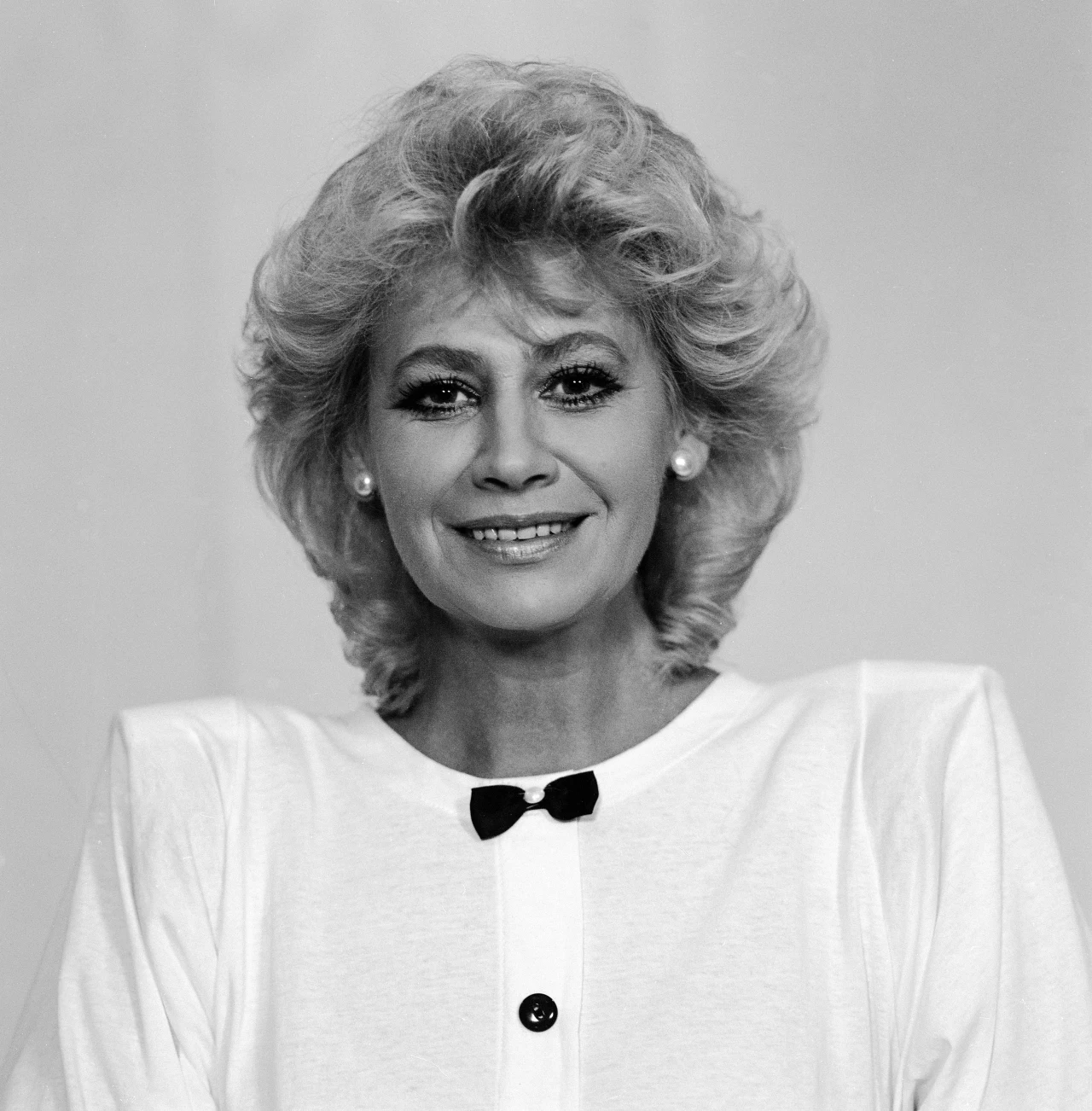 Krystyna Loska jest jedną z ikon polskiego dziennikarstwa, 1989 r. Krystyna Loska jest jedną z ikon polskiego dziennikarstwa, 1989 r.