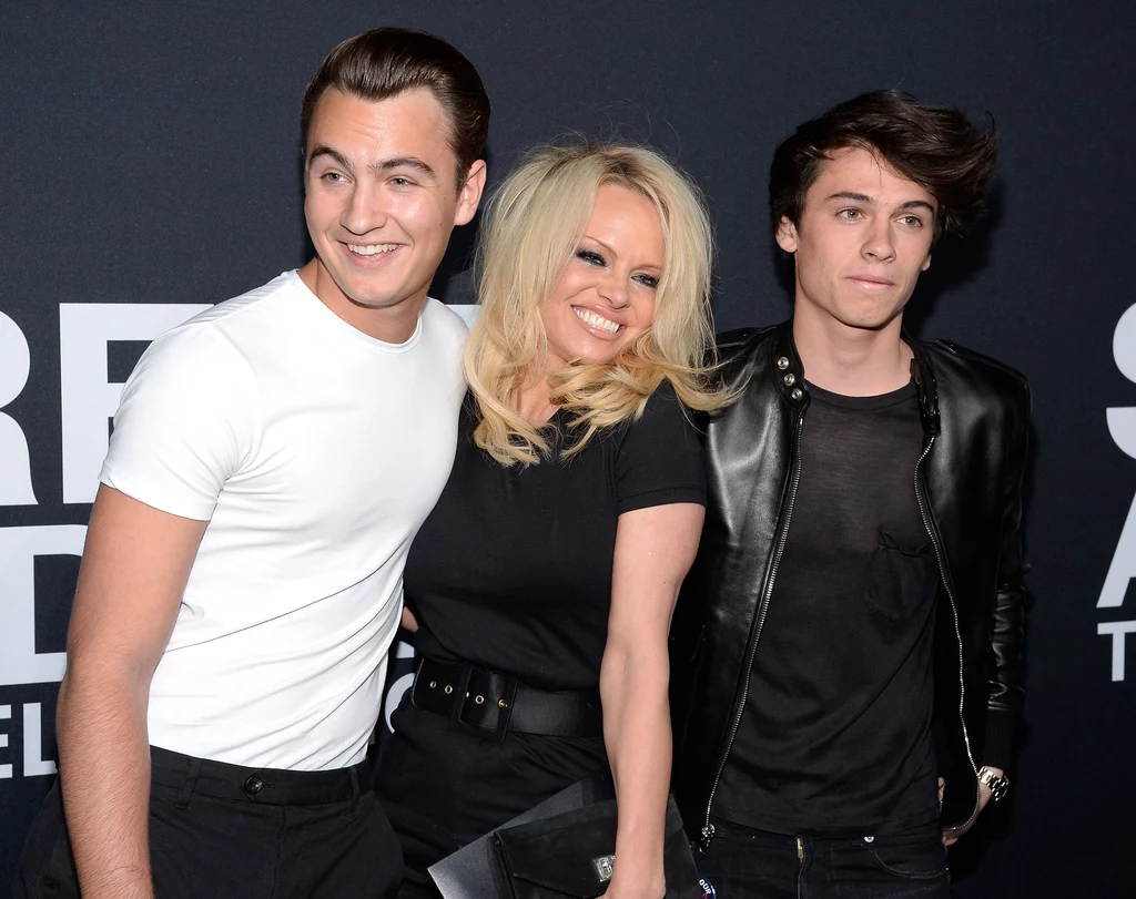Pamela Anderson z synami 