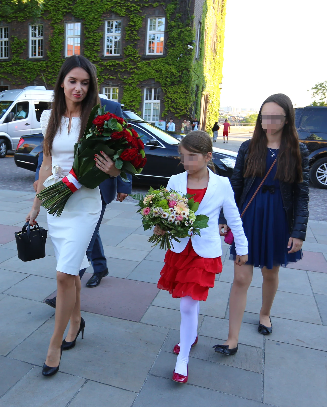 Marta Kaczyńska z córkami Marta Kaczyńska z córkami