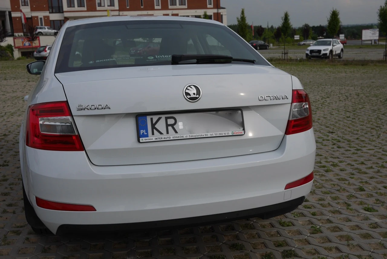 Skoda 2.0 TDI 150 KM 4x4 DSG Style kontra Skoda Octavia 1.4 TSI 140 KM 6M 