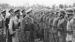 Reichsfuhrer Heinrich Himmler Dywizję Grenadierów Waffen SS "Galizien"