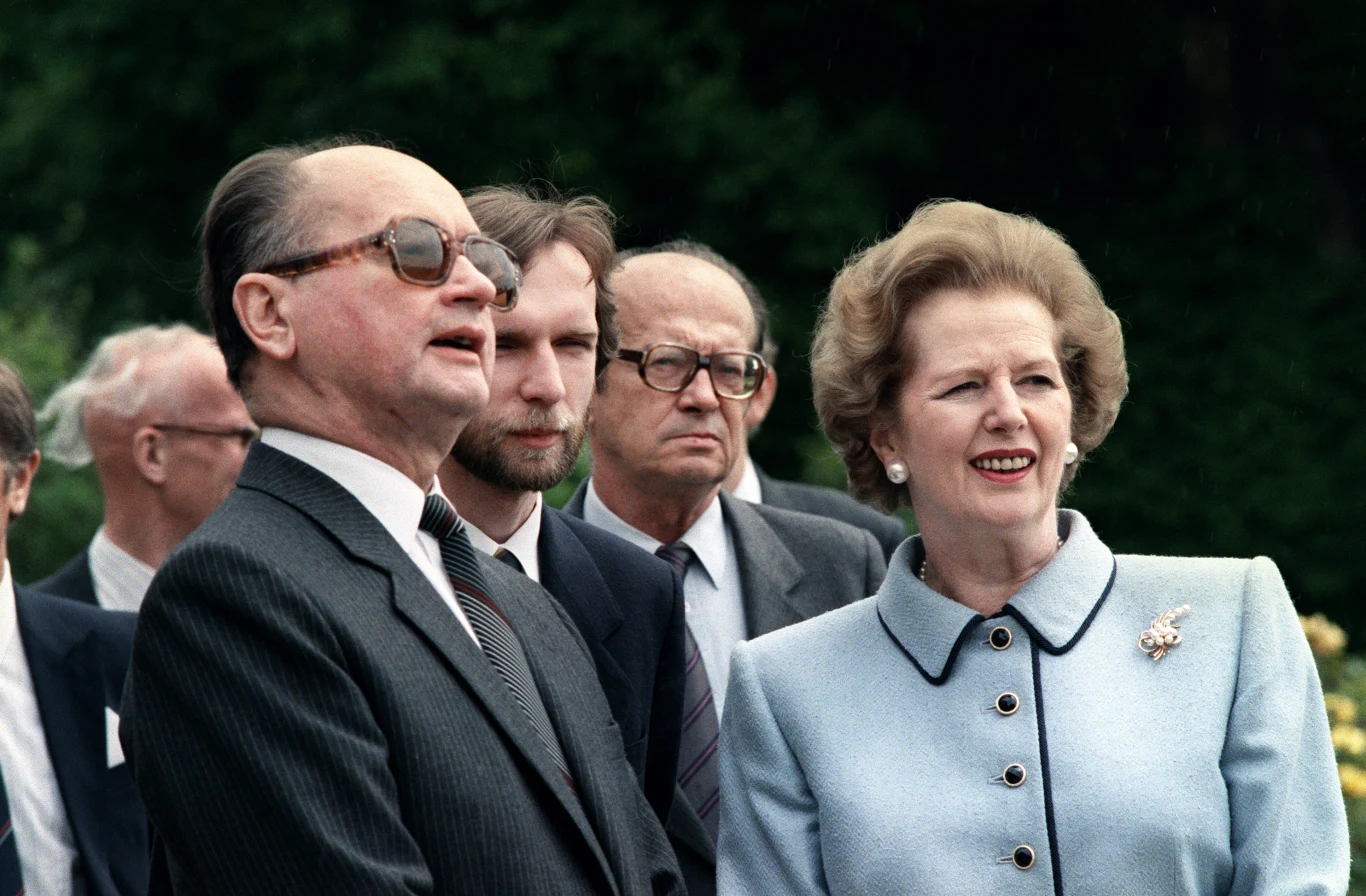 Wojciech Jaruzelski i Margaret Thatcher w 1989 roku