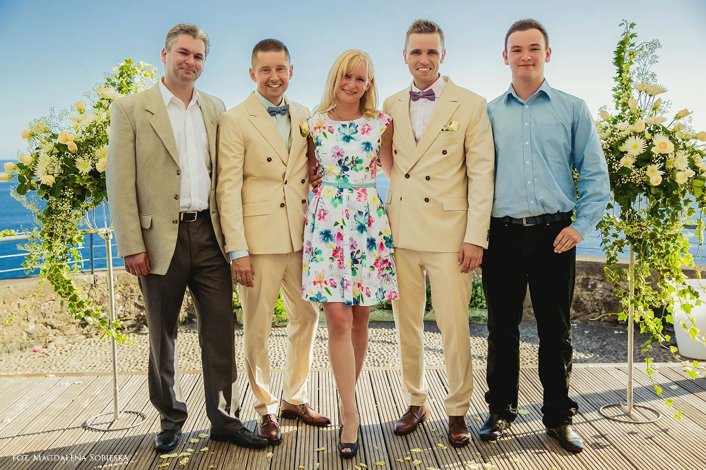Dawid i Jakub z bliskimi Dawid i Jakub z bliskimi