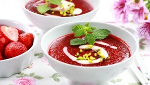 Niskokaloryczny deser prosto z PRL-u. Kiedyś był ulubionym słodkim rarytasem 