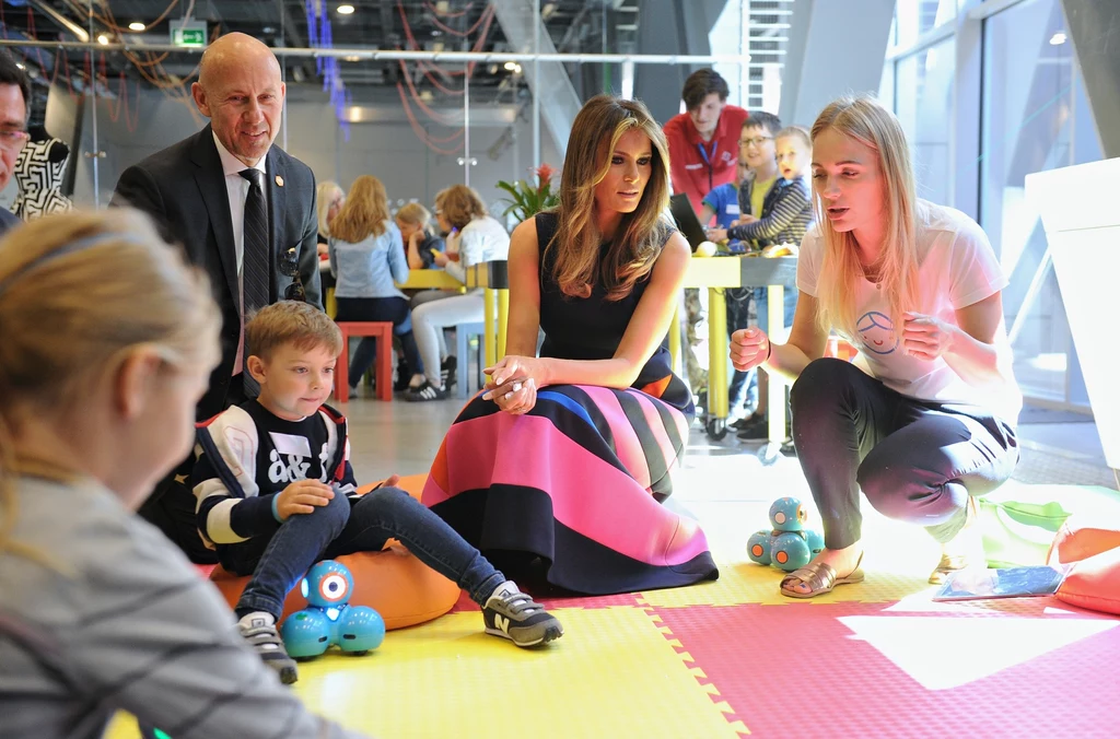 Melania Trump i Agata Duda z wizytą w Centrum Nauki Kopernik Melania Trump i Agata Duda z wizytą w Centrum Nauki Kopernik