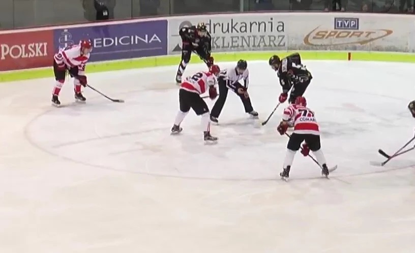 W tegorocznym finale Comarch Cracovia (biało-czerwone pasy) okazała się lepsza od GKS-u Tychy W tegorocznym finale Comarch Cracovia (biało-czerwone pasy) okazała się lepsza od GKS-u Tychy