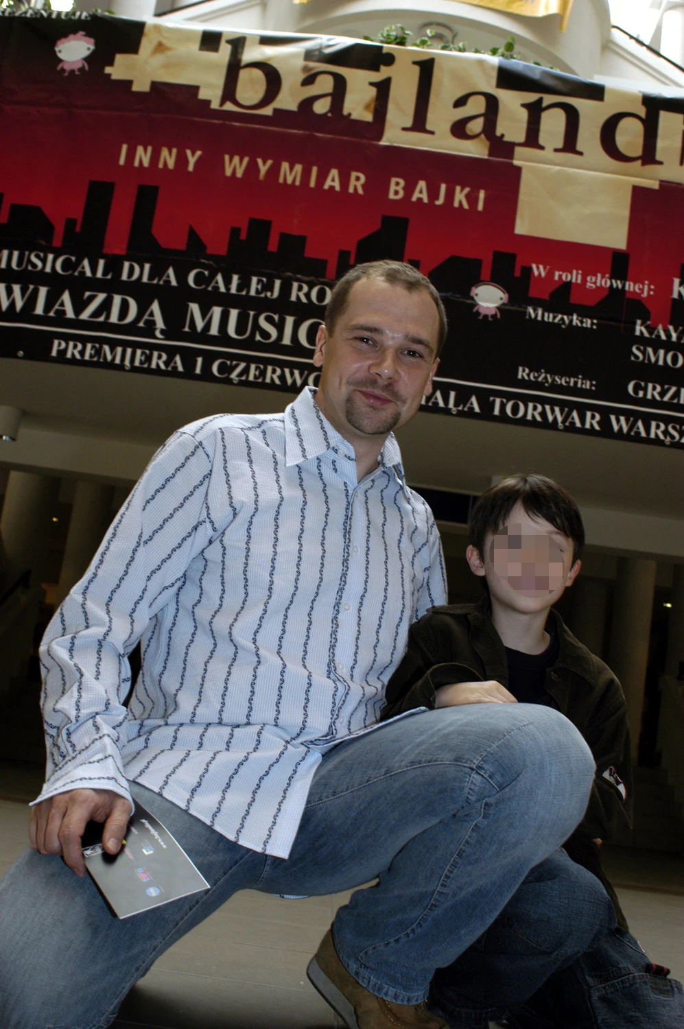 Jarosław Kulczycki z synem Filipem, 2004 rok Jarosław Kulczycki z synem Filipem, 2004 rok