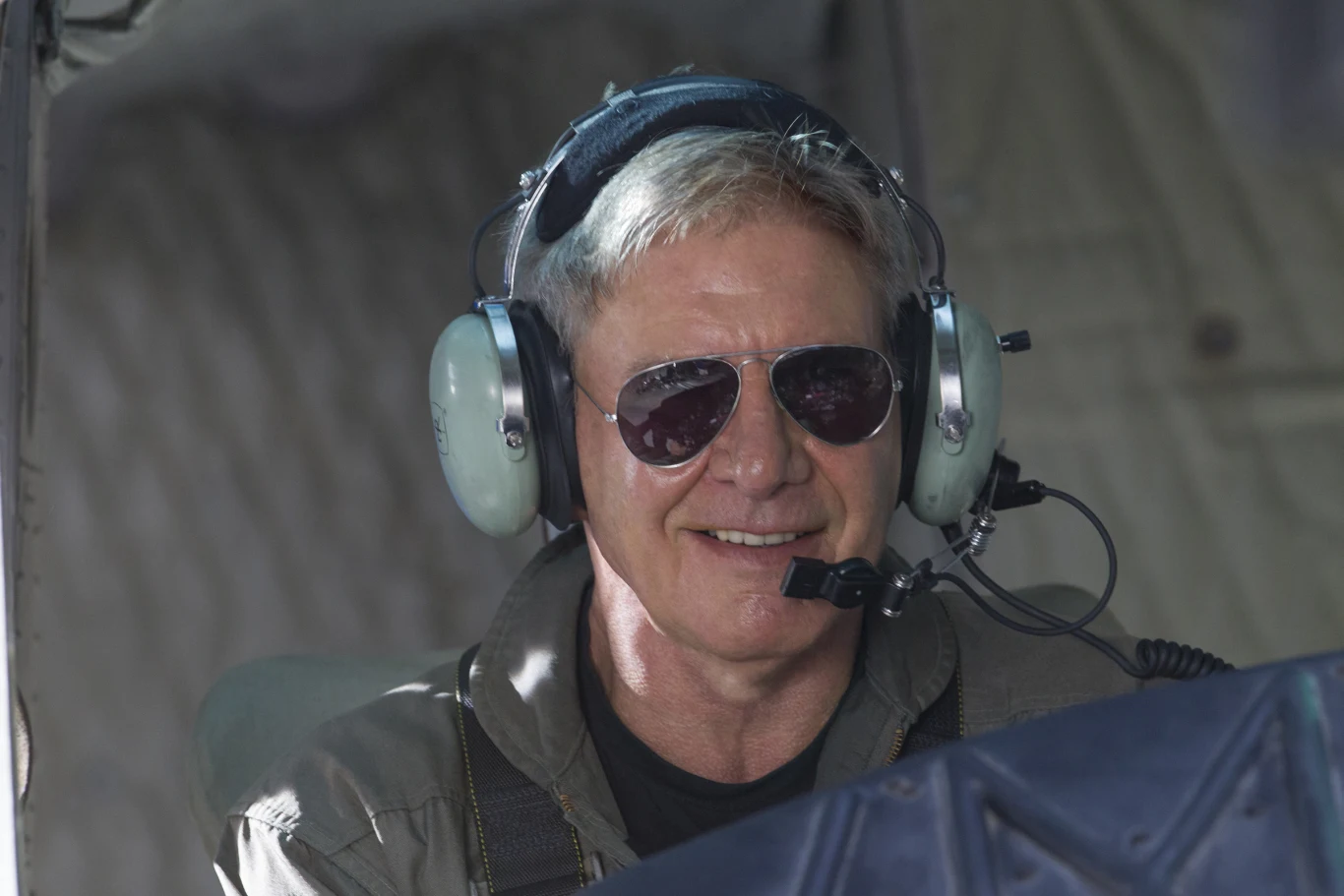 W kolejnych latach aktor nie stworzył już żadnej kreacji, która podobnie jak Han Solo, Indiana Jones, Rick Deckard, Jack Ryan czy Richard Kimble zapisałaby się w historii kinematografii. Do jego najlepszych ról w latach 90. należały te z "Sabriny", "Zdrady" czy "Air Force One".
Po 2000 roku aktor rzadziej pojawiał się na kinowych ekranach i trzeba przyznać, że nie stworzył zbyt wielu kreacji, które zapisałby się w pamięci kinomanów. Dał się natomiast namówić Sylvestrowi Stallone na występ w serii "Niezniszczalni" - a konkretnie jej trzeciej odsłonie - przypominającej niegdysiejsze legendy kina akcji.
