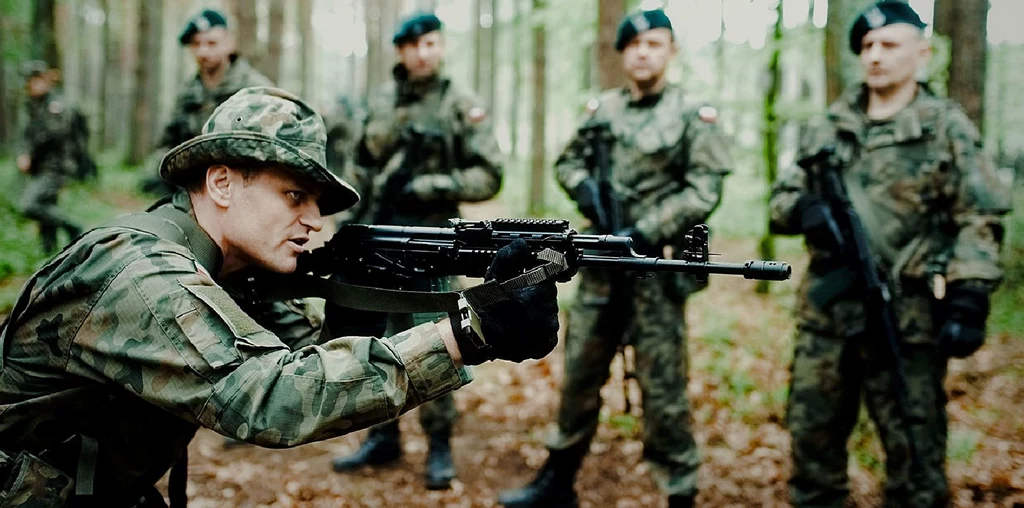 Coraz więcej ochotników przechodzi szkolenie podstawowe w WOT Coraz więcej ochotników przechodzi szkolenie podstawowe w WOT