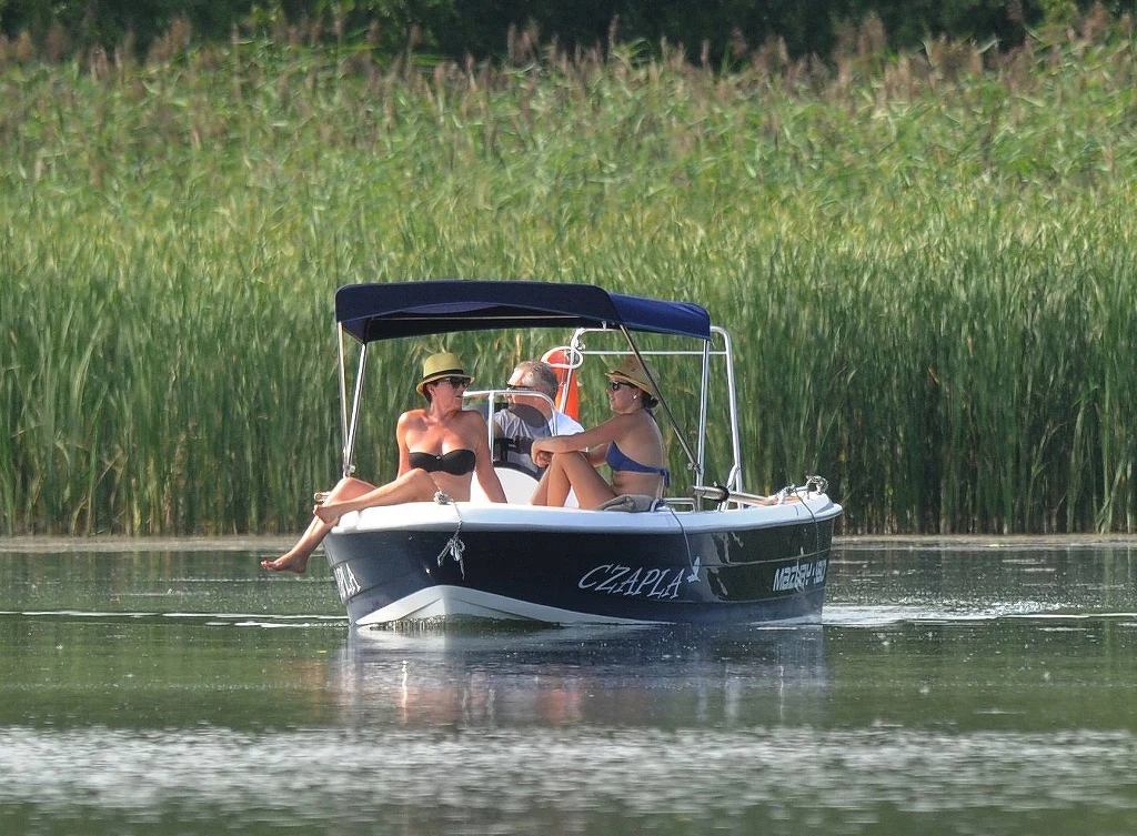 Wypad Kwaśniewscy mogą zaliczyć do naprawdę udanych! Paparazzich chyba też... Wypad Kwaśniewscy mogą zaliczyć do naprawdę udanych! Paparazzich chyba też...