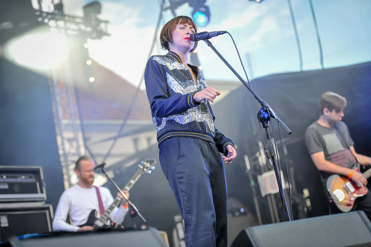 Zobacz zdjęcia z koncertu Natalii Przybysz z zespołem podczas Jarocin Festiwal