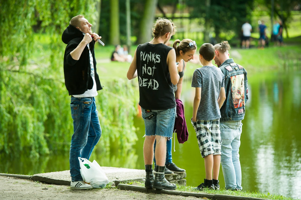 Tak się bawi publiczność podczas Jarocin Festiwal Tak się bawi publiczność podczas Jarocin Festiwal