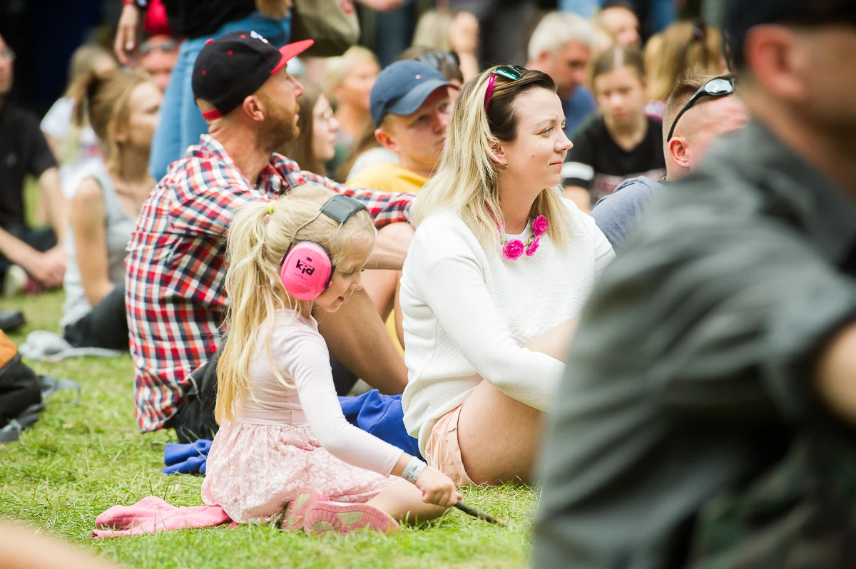 Tak się bawi publiczność podczas Jarocin Festiwal Tak się bawi publiczność podczas Jarocin Festiwal