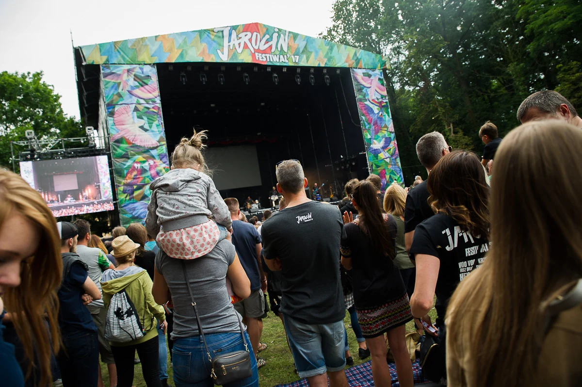 Tak się bawi publiczność podczas Jarocin Festiwal Tak się bawi publiczność podczas Jarocin Festiwal