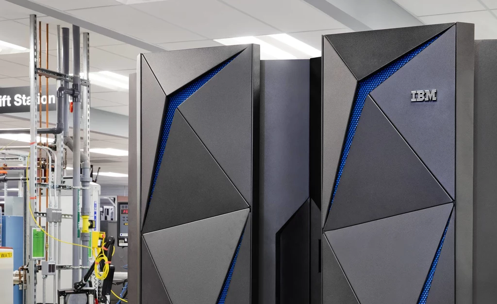 Mainframe IBM Z