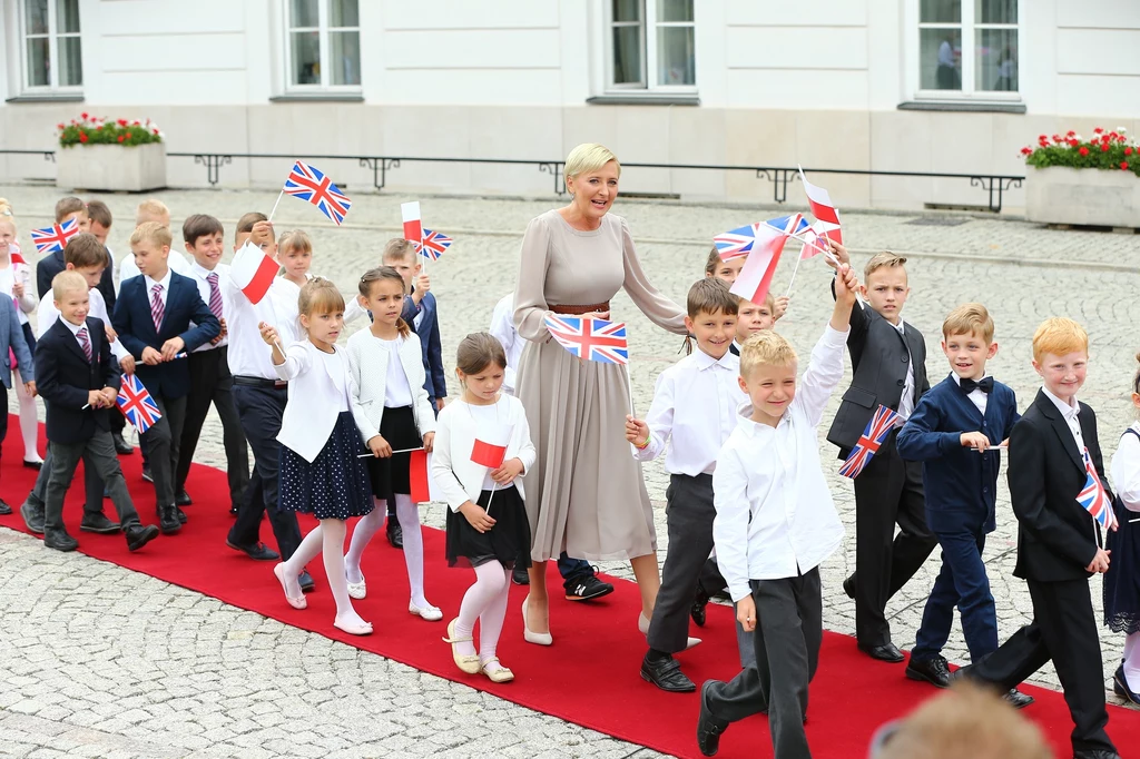Agata Duda wraz z dziećmi