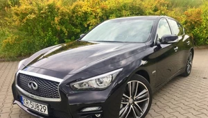 Infiniti Q50S Hybrid. Przesycone wysokim napięciem