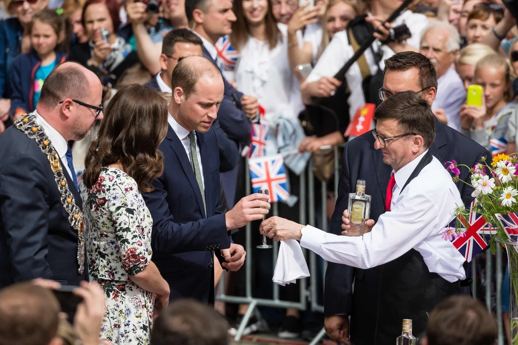 Para książęca próbuj specjałów na Długim Targu Para książęca próbuj specjałów na Długim Targu