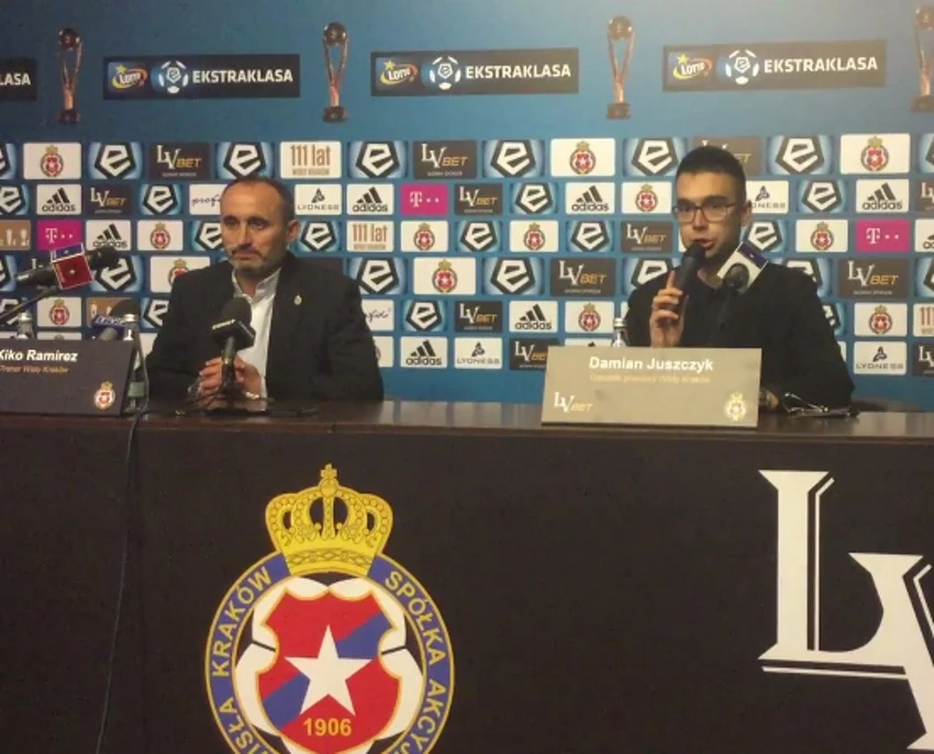 Damian Juszczyk (z prawej) i trener Kiko Ramirez Damian Juszczyk (z prawej) i trener Kiko Ramirez