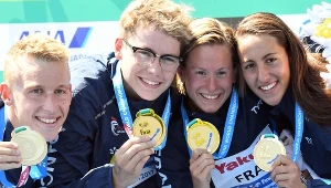 Zwycięska sztafeta mieszana Francuzów