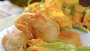 Wszyscy czekają na owoce, mało kto wie, że jadalne są również kwiaty. Smakują doskonale