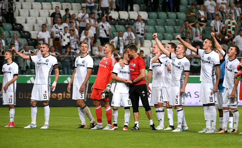 Piłkarze Legii Warszawa łatwo uporali się z rywalem w 2. rundzie el. Ligi Mistrzów Piłkarze Legii Warszawa łatwo uporali się z rywalem w 2. rundzie el. Ligi Mistrzów