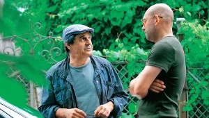 Po powrocie do Wrocławia, Bogumił skontaktuje się ze swoim wieloletnim wspólnikiem Mariuszem (Zachariasz Muszyński) 
