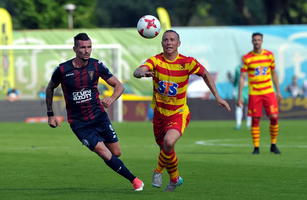 Jagiellonia jest liderem z kompletem dziewięciu punktów Jagiellonia jest liderem z kompletem dziewięciu punktów