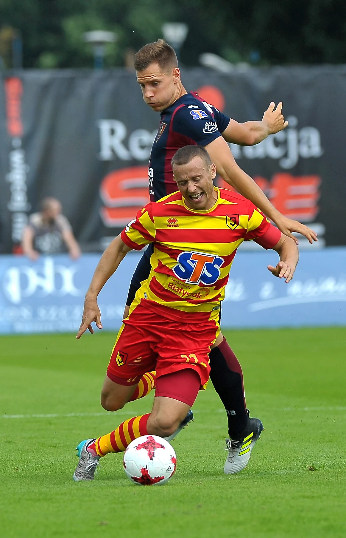 Jagiellonia jest liderem z kompletem dziewięciu punktów Jagiellonia jest liderem z kompletem dziewięciu punktów