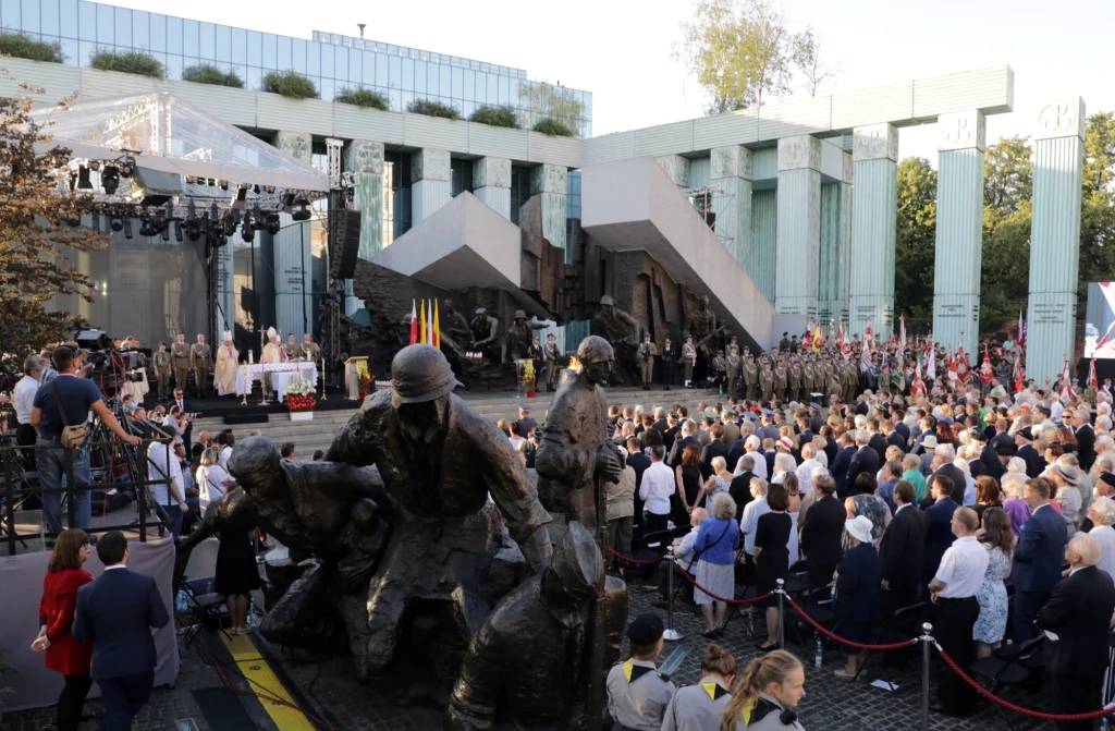 Obchody 73 rocznicy wybuchu Powstania Warszawskiego