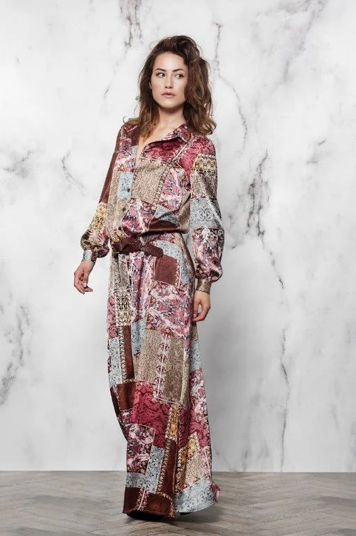 Najnowsze jesienne propozycje to sukienki w stylu boho. Najnowsze jesienne propozycje to sukienki w stylu boho.