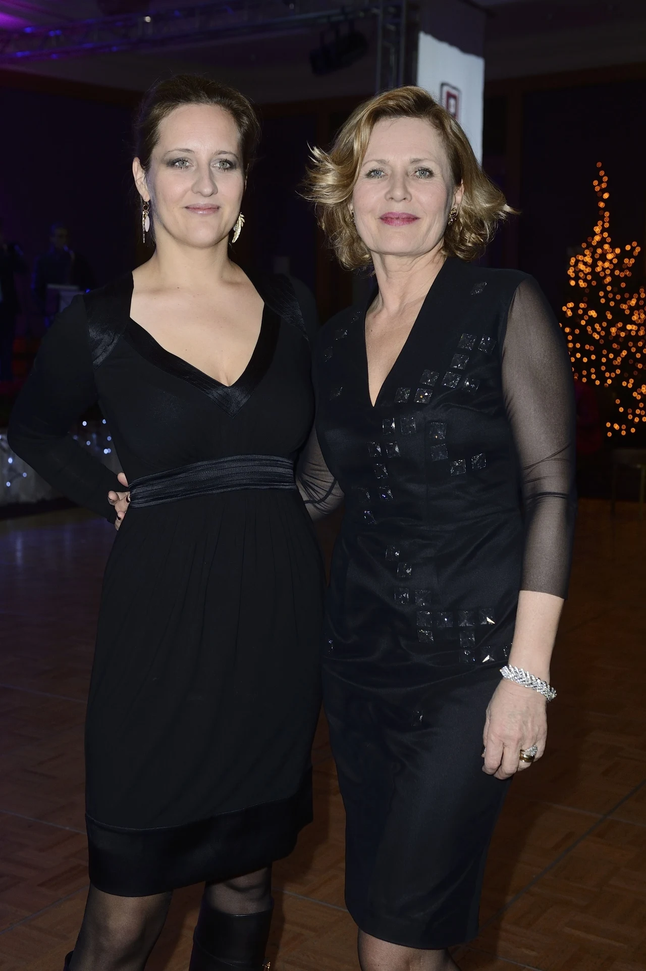 Córka aktorki jest szcześliwie zakochana Córka aktorki jest szcześliwie zakochana