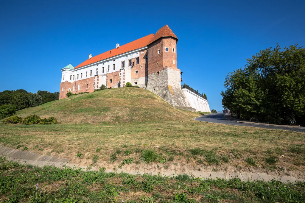 Zamek, wąwozy i piękna starówka - to dlatego miasto przyciąga coraz więcej turystów