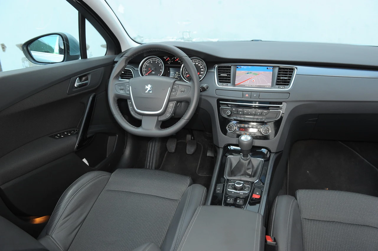 Peugeot 508 SW (2011-)