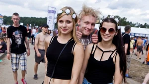 Kolorowe ludki na Przystanku Woodstock 2017