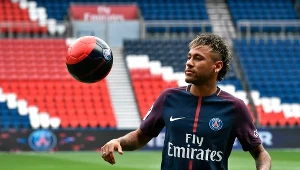 Neymar na prezentacji w Paris Saint-Germain