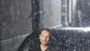 Marek Kościkiewicz (De Mono) na planie teledysku "Ty jesteś jutrem"