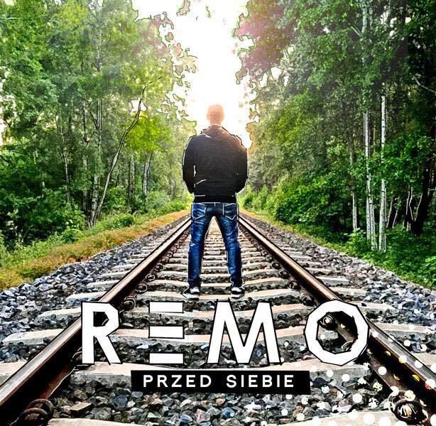 Remo na okładce płyty "Przed siebie"