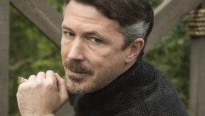 Aidan Gillen jako Littlefinger w serialu "Gra o tron"