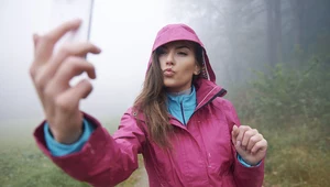 Naucz dziecko robić bezpieczne selfie