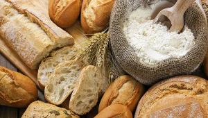 Jeśli jesteśmy zdrowi, nie powinniśmy rezygnować  z jedzenia glutenu, bo jako białko jest on składnikiem niezbędnym dla prawidłowego rozwoju i funkcjonowania człowieka. 