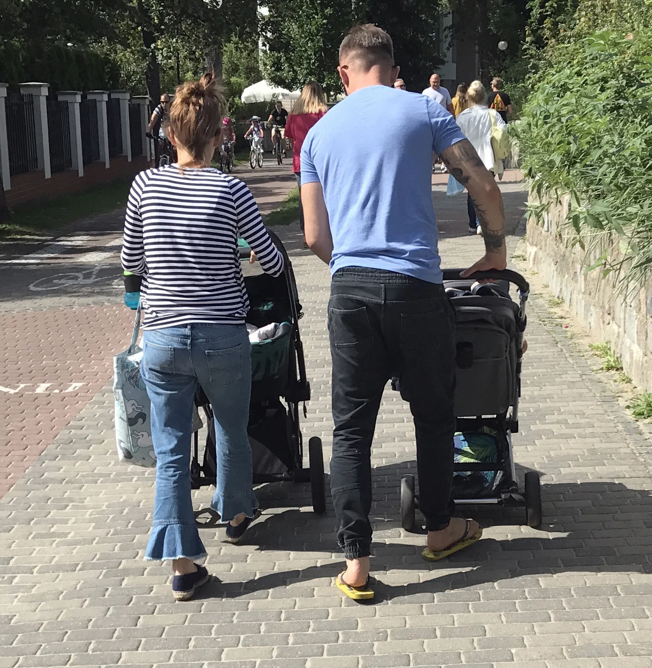 Maja Bohosiewicz z partnerem i dziećmi Maja Bohosiewicz z partnerem i dziećmi