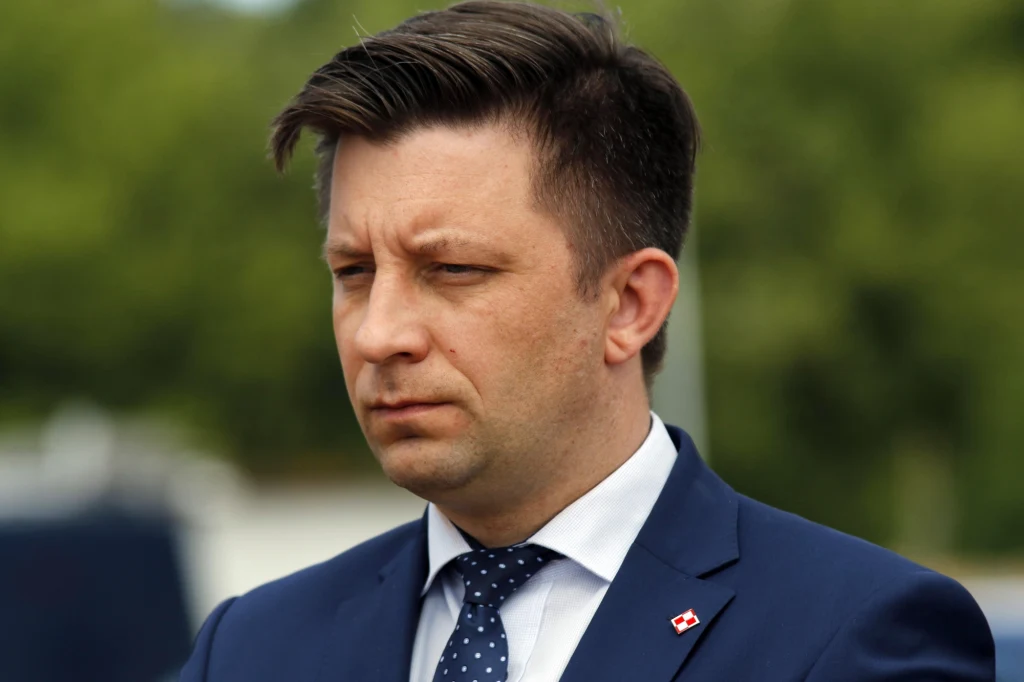 Szef Kancelarii Prezesa Rady Ministrów Michał Dworczyk musiał wziąć pożyczkę i sprzedać samochód Szef Kancelarii Prezesa Rady Ministrów Michał Dworczyk musiał wziąć pożyczkę i sprzedać samochód