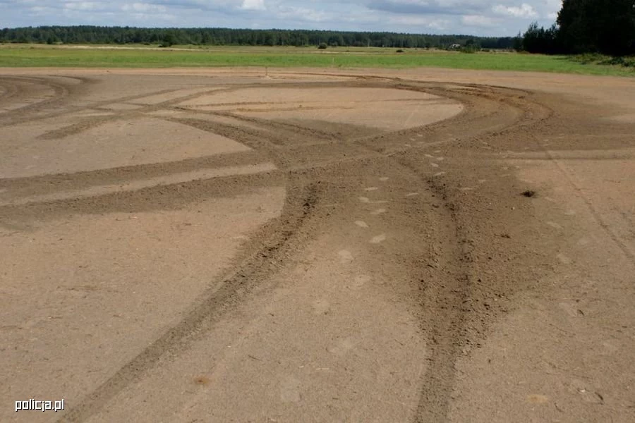 Tak wygląda "zniszczone lotnisko"