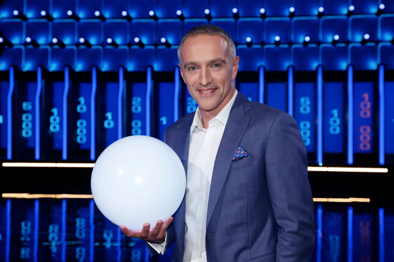 Program "The Wall. Wygraj marzenia" poprowadzi Paweł Orleański 