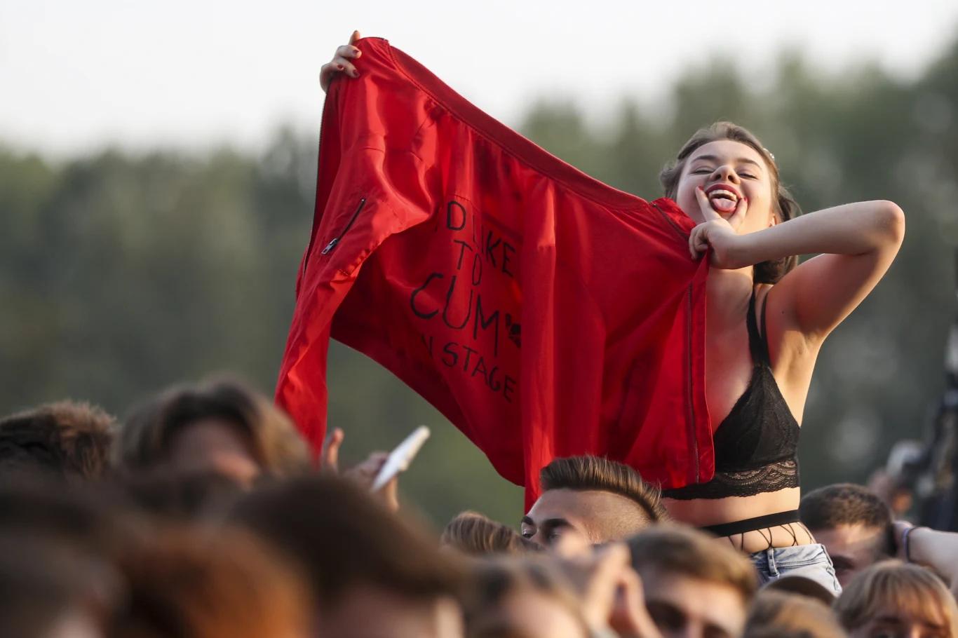 Publiczność na koncercie Travisa Scotta