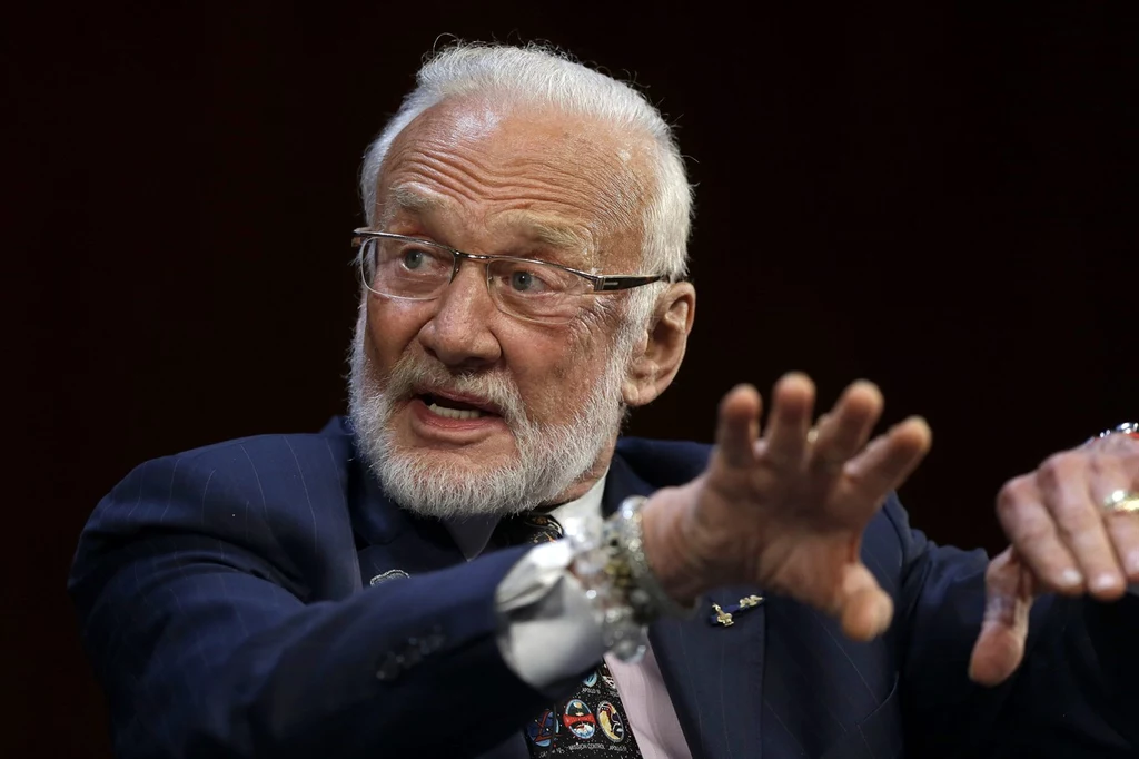 Buzz Aldrin w 2014 r. Fot. Steven Senne Buzz Aldrin w 2014 r. Fot. Steven Senne