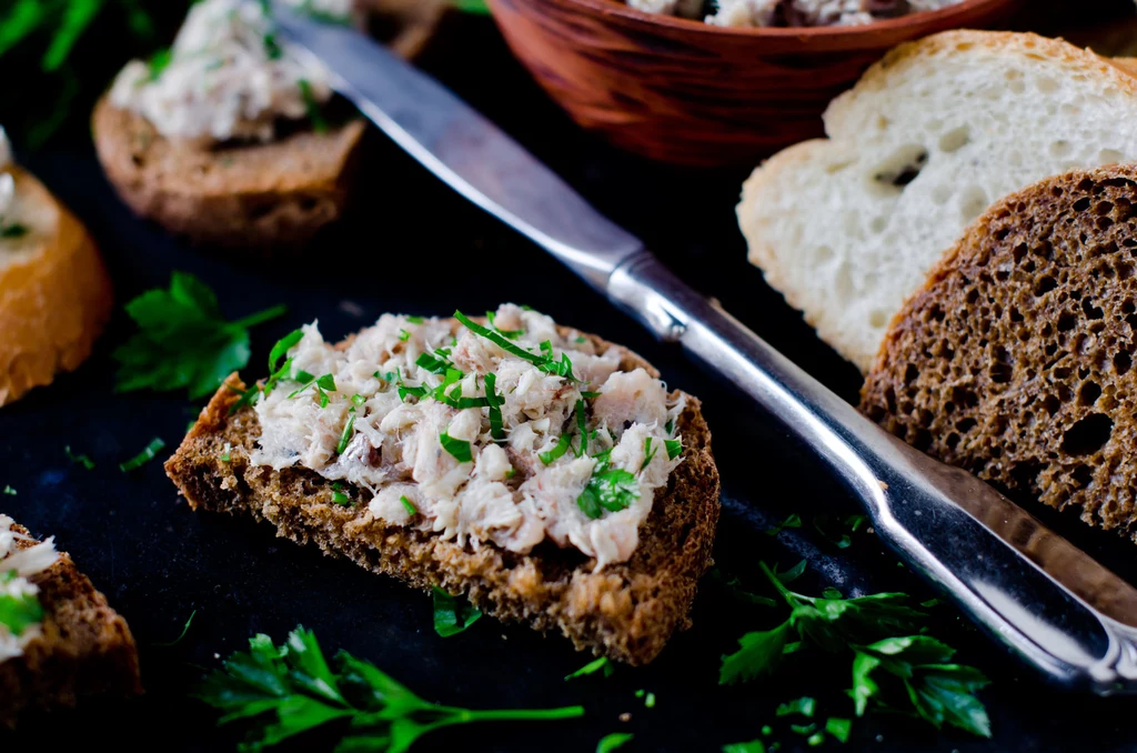 Pasta z makreli? Oczywiście, ale nie zapomnij o zielonych dodatkach! Pasta z makreli? Oczywiście, ale nie zapomnij o zielonych dodatkach!