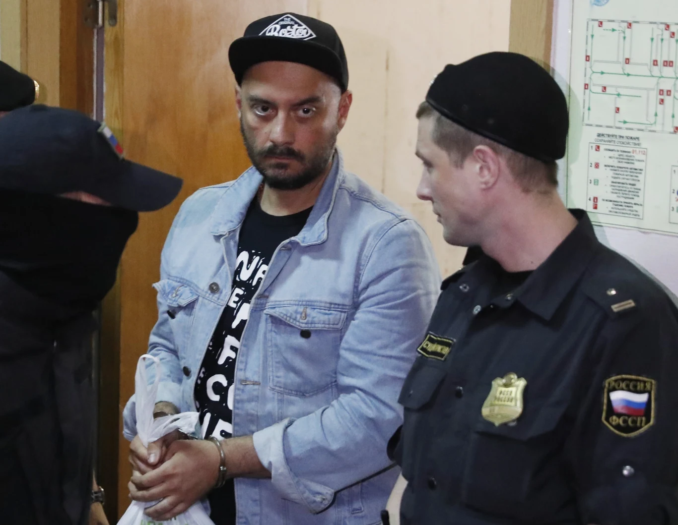 Kiriłł Sieriebriennikow w oczekiwaniu na wyrok sądu Kiriłł Sieriebriennikow w oczekiwaniu na wyrok sądu