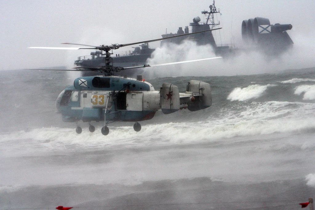 Manewry Zapad Manewry Zapad